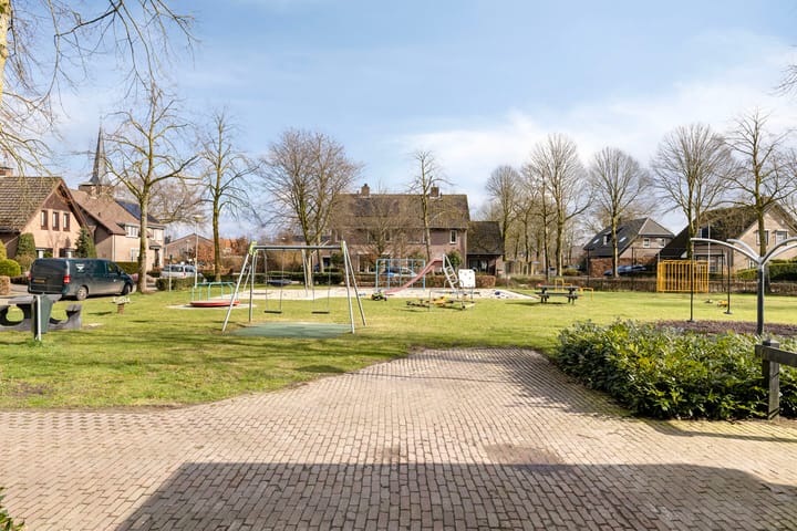 Foto 33 van Postelplein 1