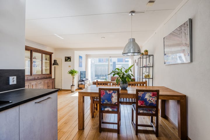 Foto 9 van Zalmschouw 4