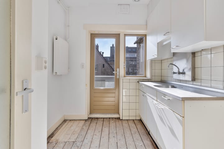 Photo 8 of Veeteeltstraat 103-B