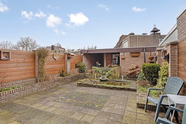 Photo 23 of Wilhelminastraat 13