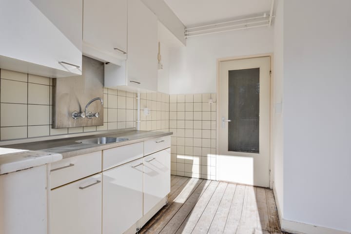 Photo 9 of Veeteeltstraat 103-B