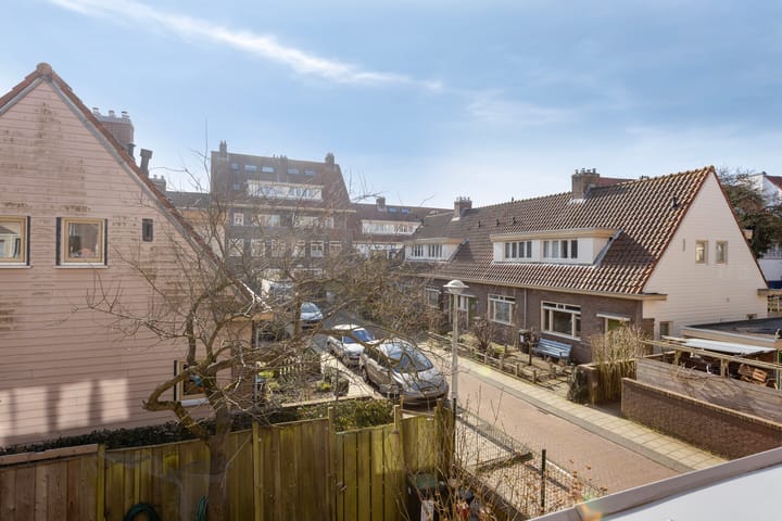 Photo 25 of Veeteeltstraat 103-B