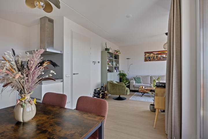 Foto 15 van Theo Dobbestraat 9