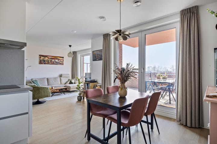 Foto 16 van Theo Dobbestraat 9