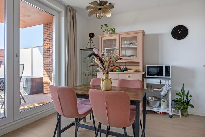 Foto 17 van Theo Dobbestraat 9