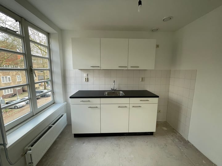 Photo 5 of Pieter Lodewijk Takstraat 20-C