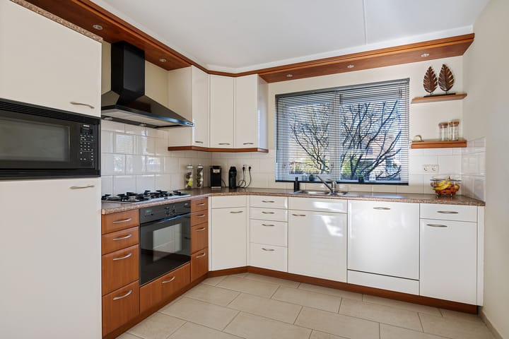 Foto 14 van Kamperfoelielaan 2