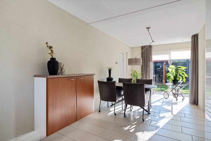 Foto 16 van Kamperfoelielaan 2