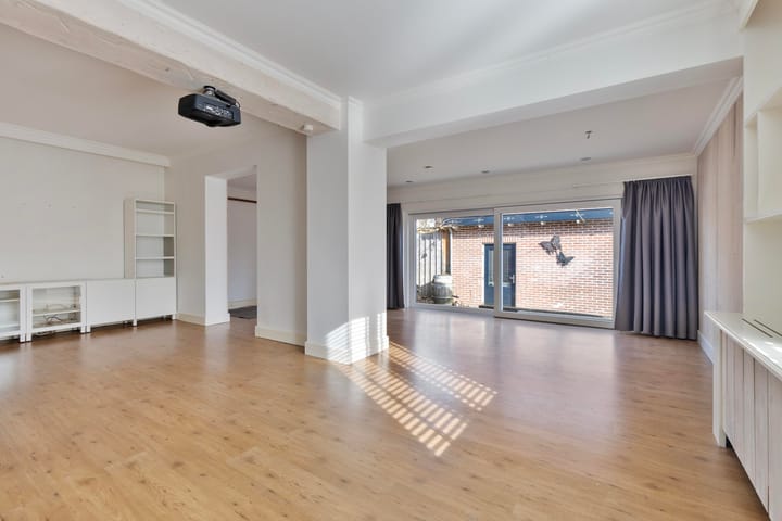 Foto 9 van Eerste Oosterstraat 19