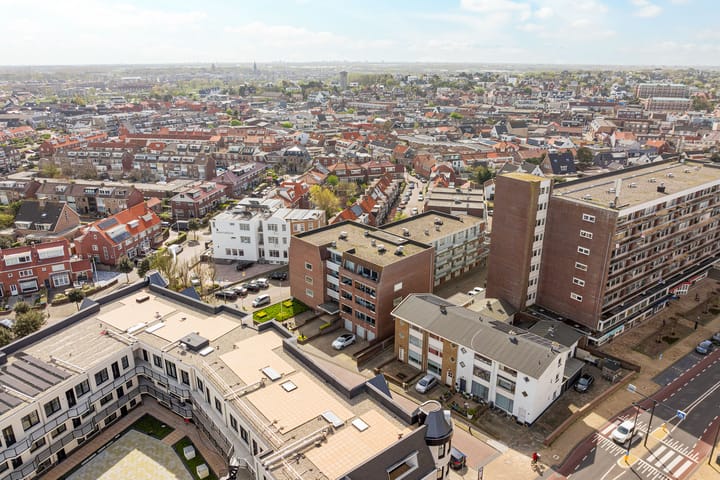 Foto 2 van Jan van Henegouwenweg 28