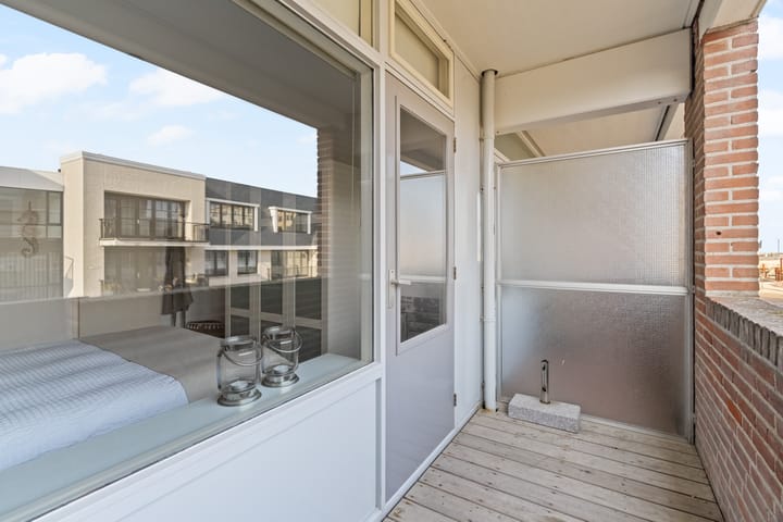 Foto 18 van Jan van Henegouwenweg 28