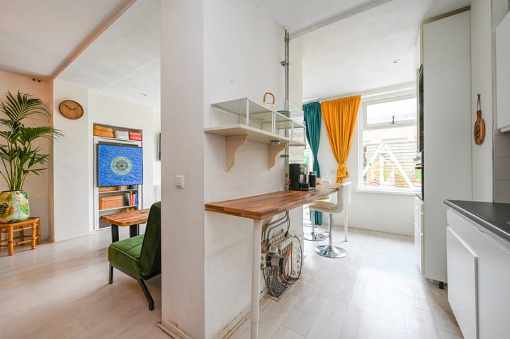 Photo 23 of Anna Bijnslaan 83