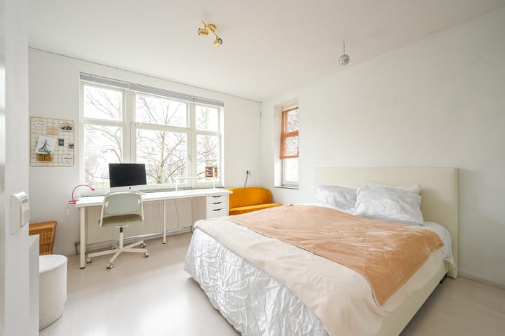 Photo 28 of Anna Bijnslaan 83