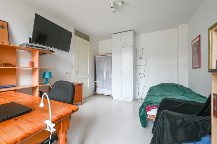 Photo 35 of Anna Bijnslaan 83