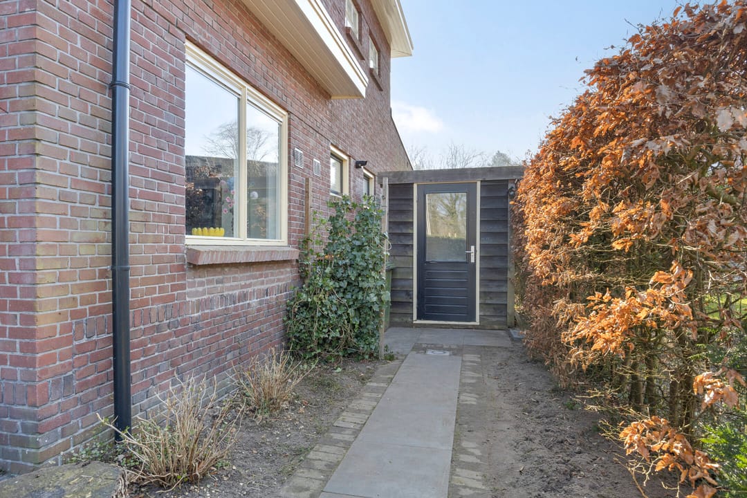 Foto 38 van Stationsstraat 15-A