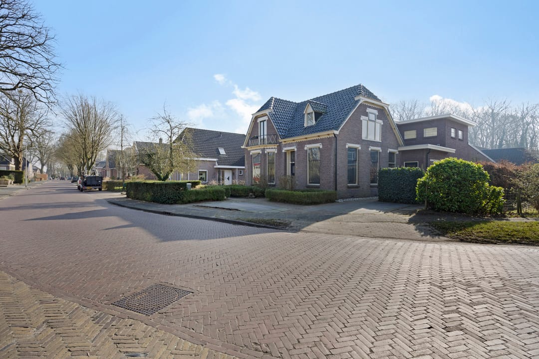 Foto 41 van Stationsstraat 15-A