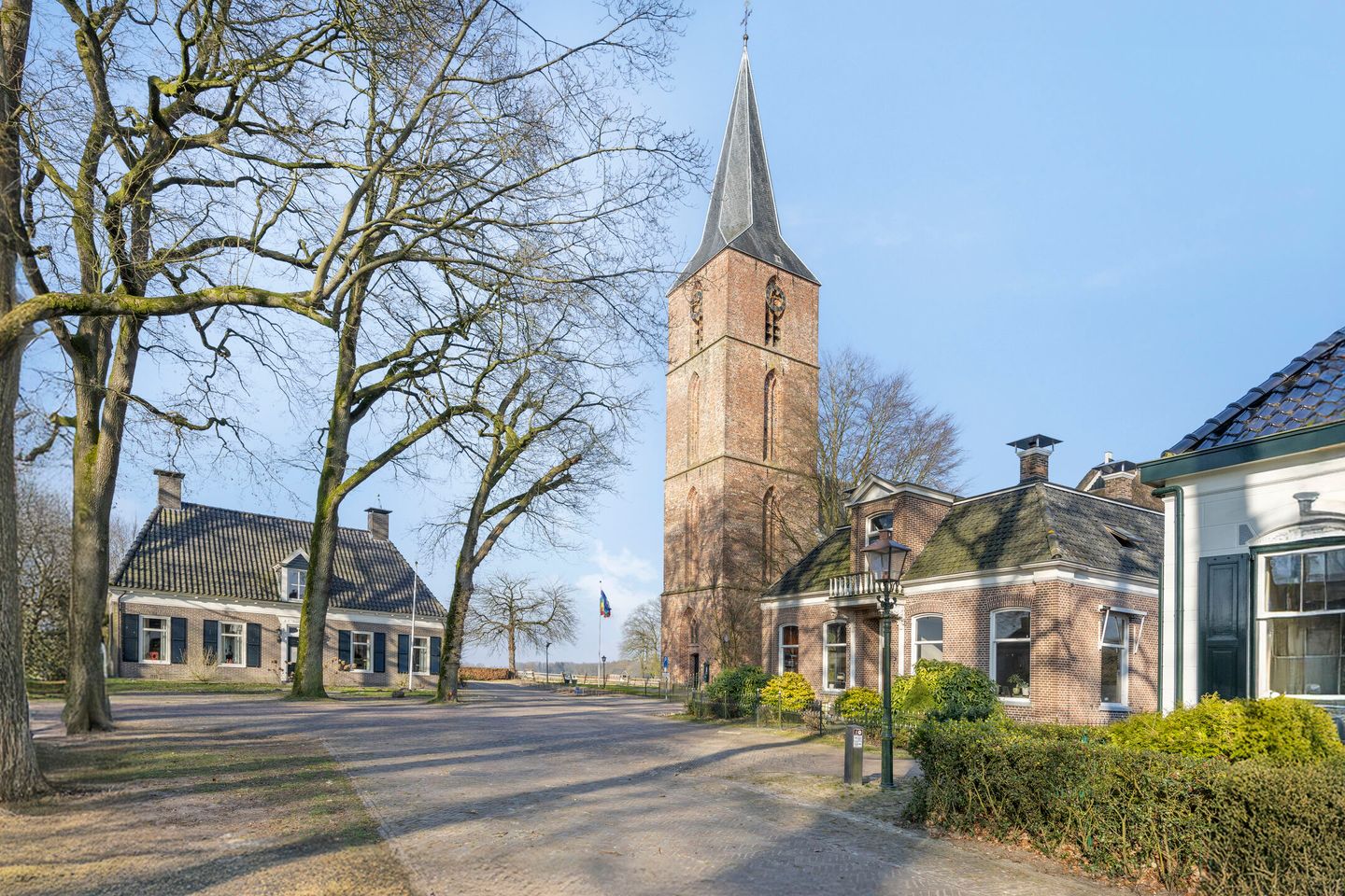 Foto 44 van Stationsstraat 15-A