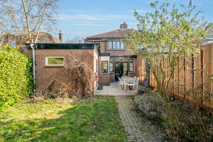 Photo 39 of Van der Valk Boumanlaan 26