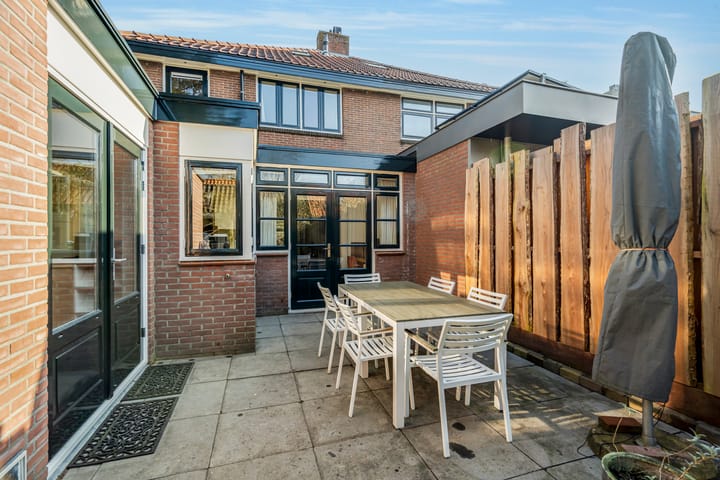 Photo 40 of Van der Valk Boumanlaan 26