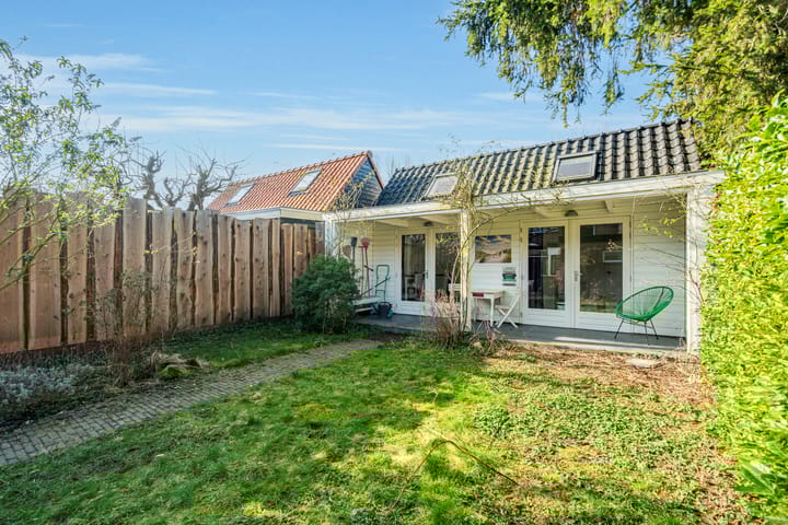 Photo 44 of Van der Valk Boumanlaan 26