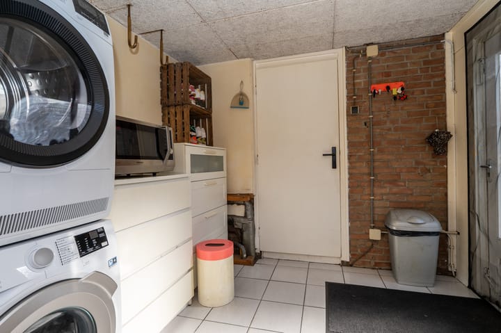 Foto 16 van Dr. Th. Tjabbesstraat 6