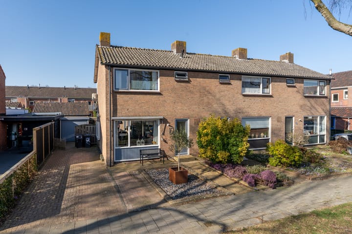 Foto 40 van Dr. Th. Tjabbesstraat 6