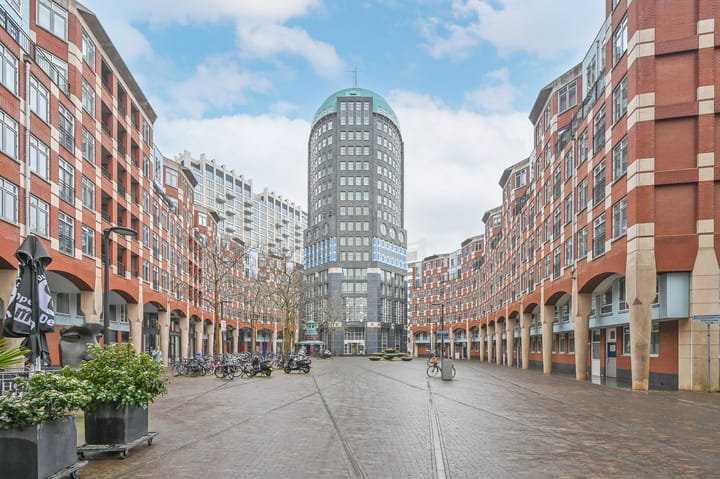 Photo 42 of Calliopestraat 9