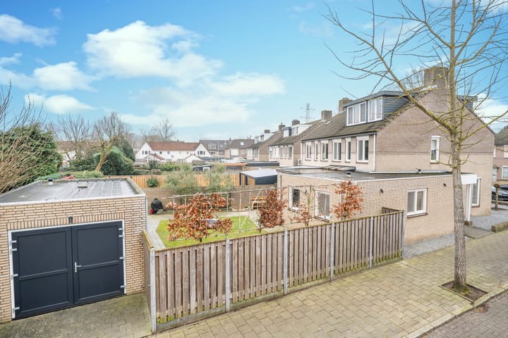 Photo 4 of Spaarnestraat 3