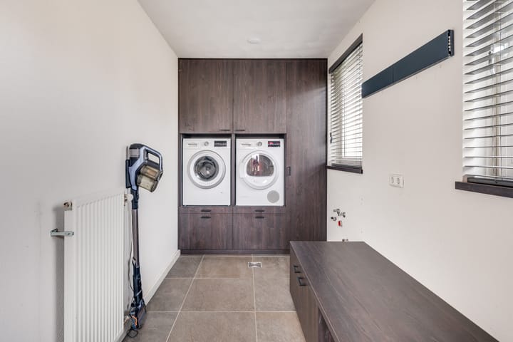 Photo 22 of Spaarnestraat 3