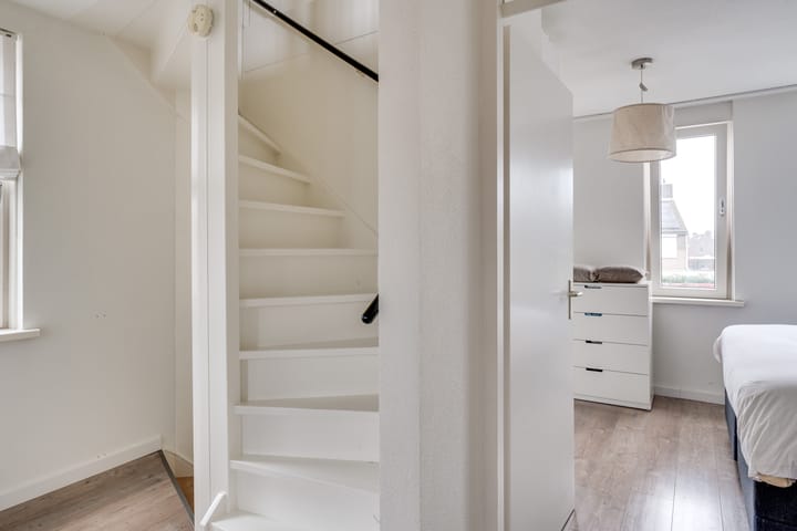 Photo 32 of Spaarnestraat 3