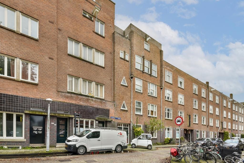 Foto 31 van Uithoornstraat 1-H