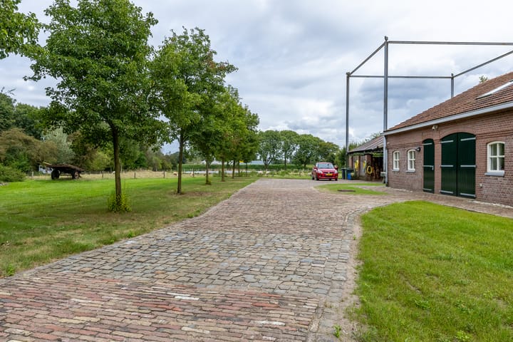 Foto 87 van Maaskempweg 1