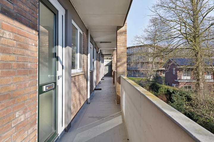 Foto 2 van Kortenaerstraat 22-1