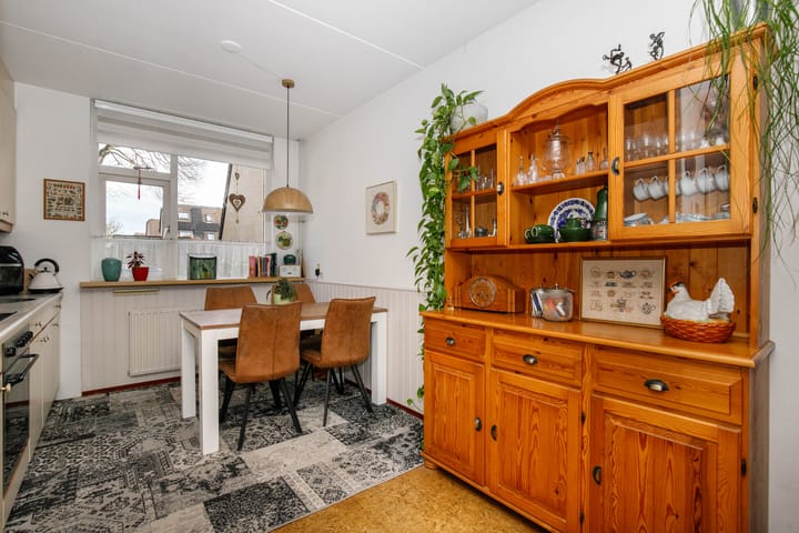 Foto 14 van Aart van der Leeuwstraat 43