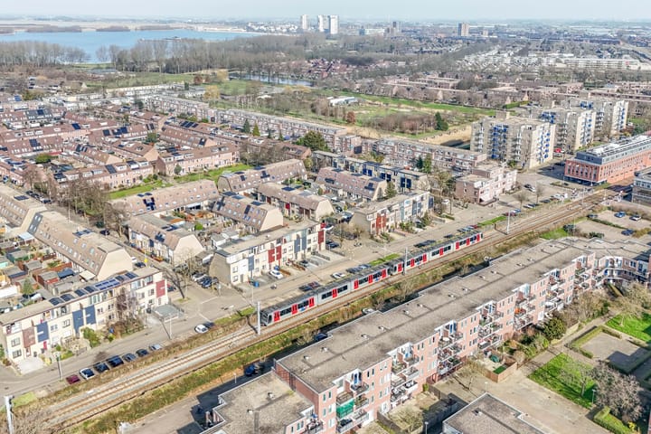 Foto 33 van Aart van der Leeuwstraat 43