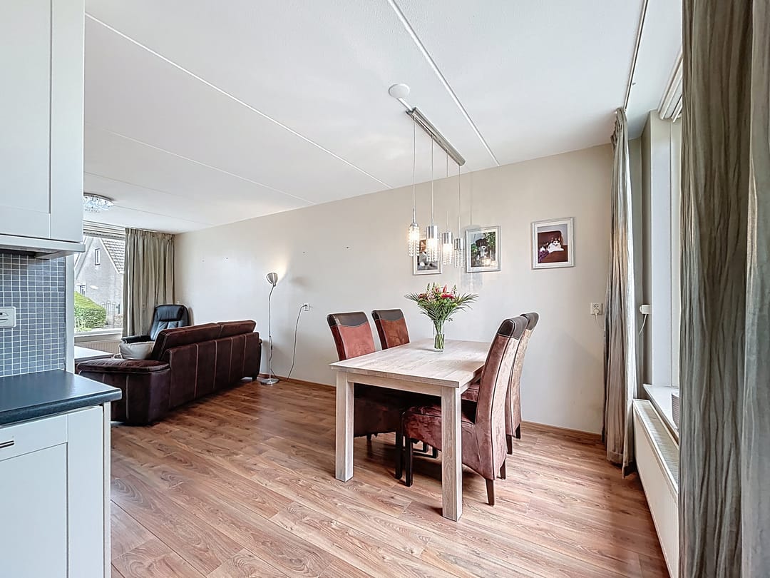 Foto 7 van Pastoor J.A.M. van den Muijsenbergstraat 21