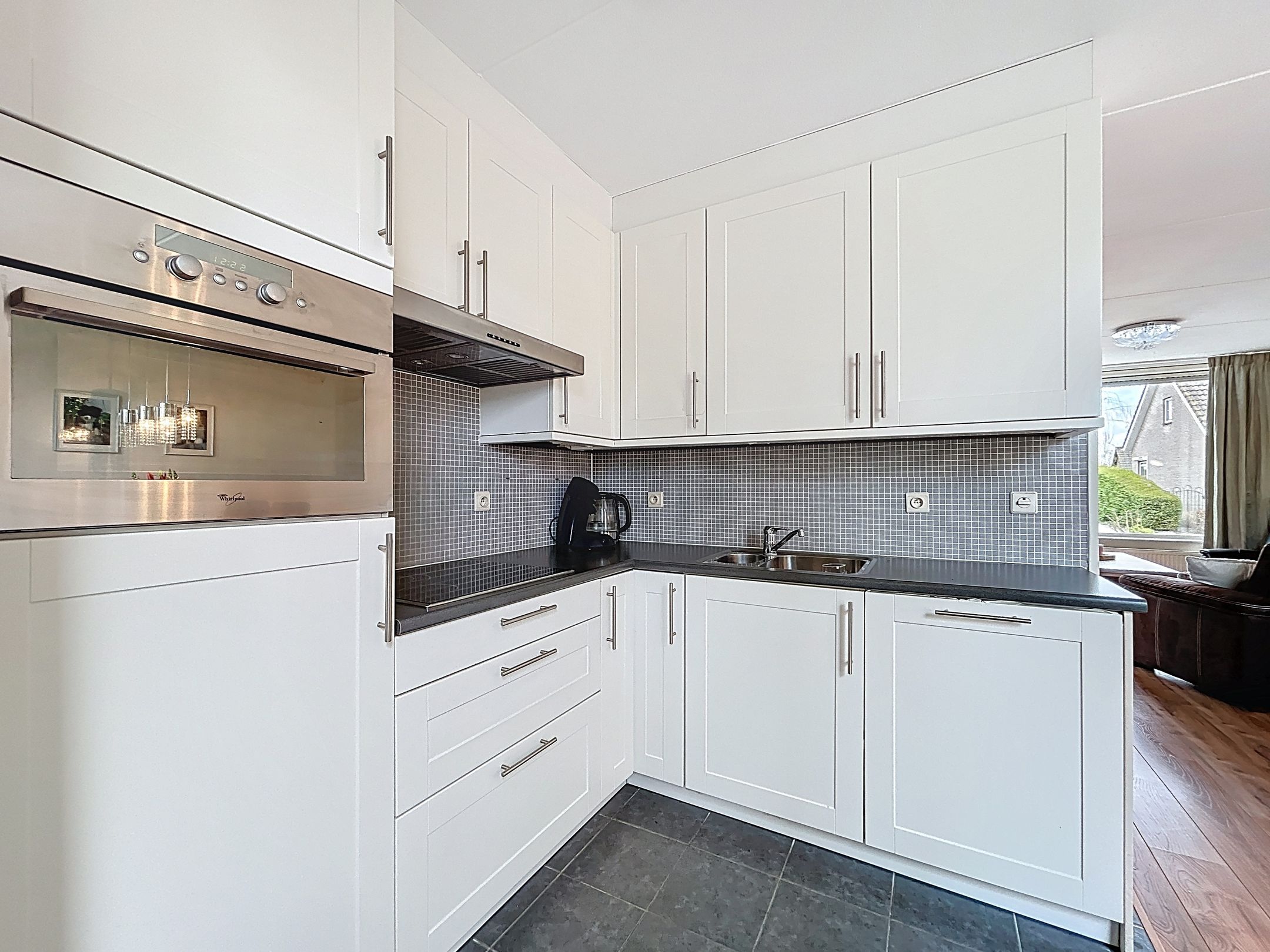 Foto 9 van Pastoor J.A.M. van den Muijsenbergstraat 21