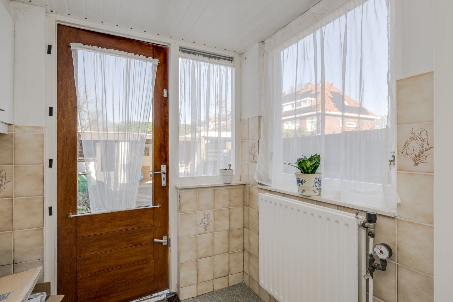 Photo 14 of Burgemeester De Kempenaerstraat 30