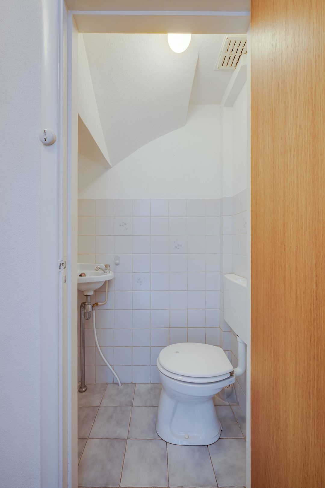 Photo 16 of Burgemeester De Kempenaerstraat 30