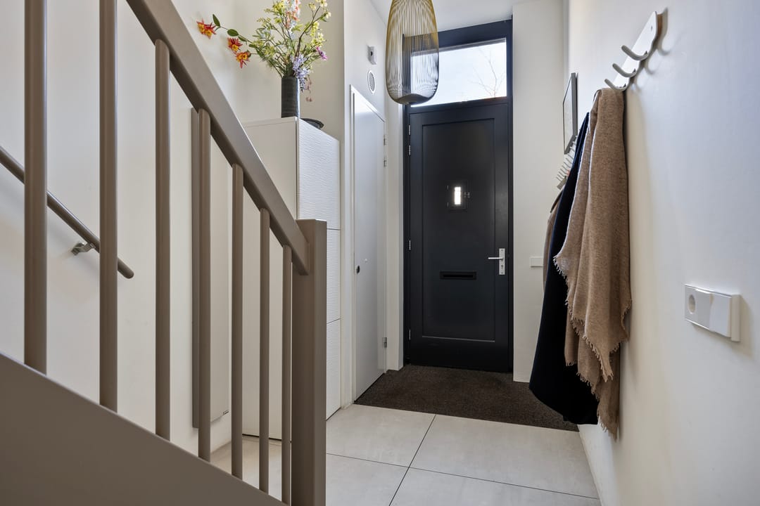 Photo 8 of Emmastraat 10-C