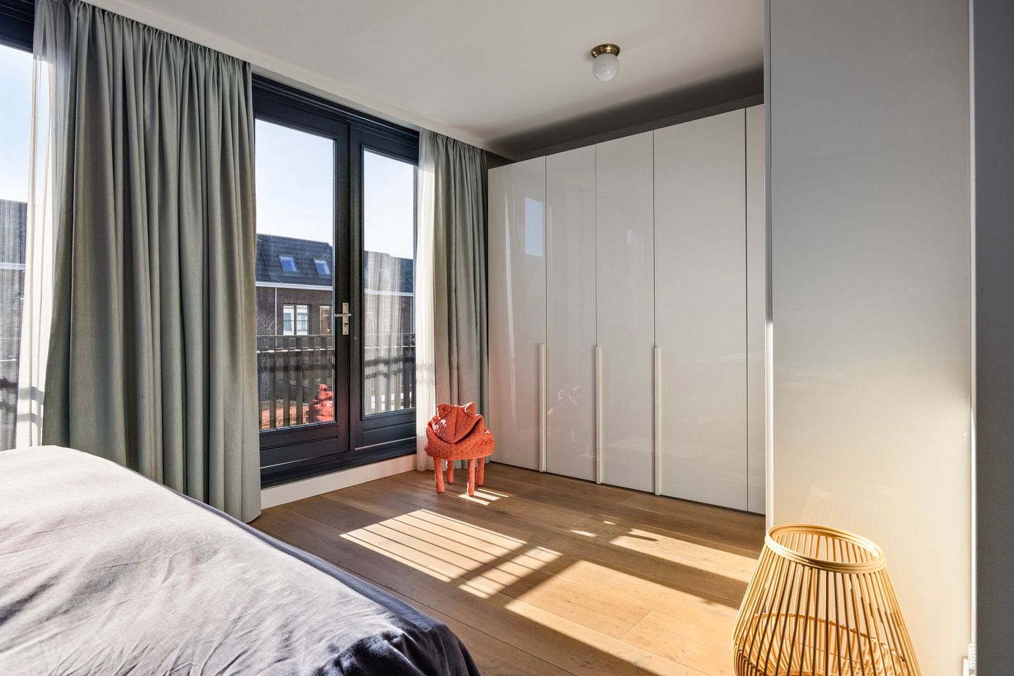 Photo 20 of Emmastraat 10-C