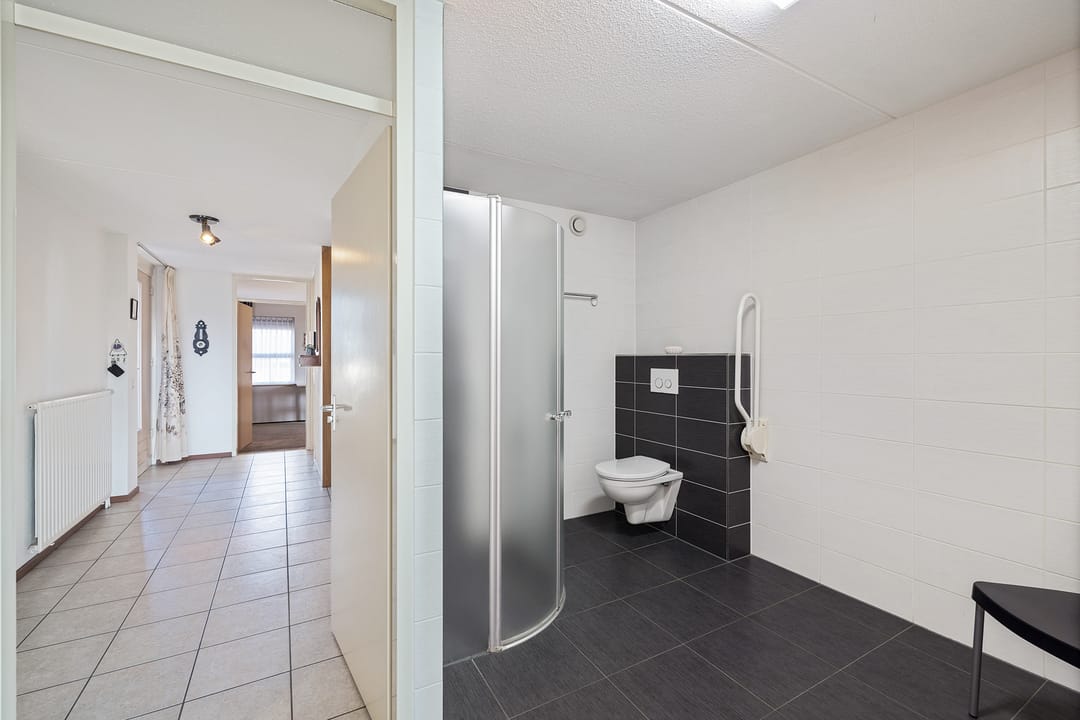 Foto 28 van Midstraat 203