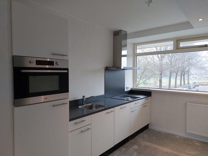 Photo 2 of Malvert 6081