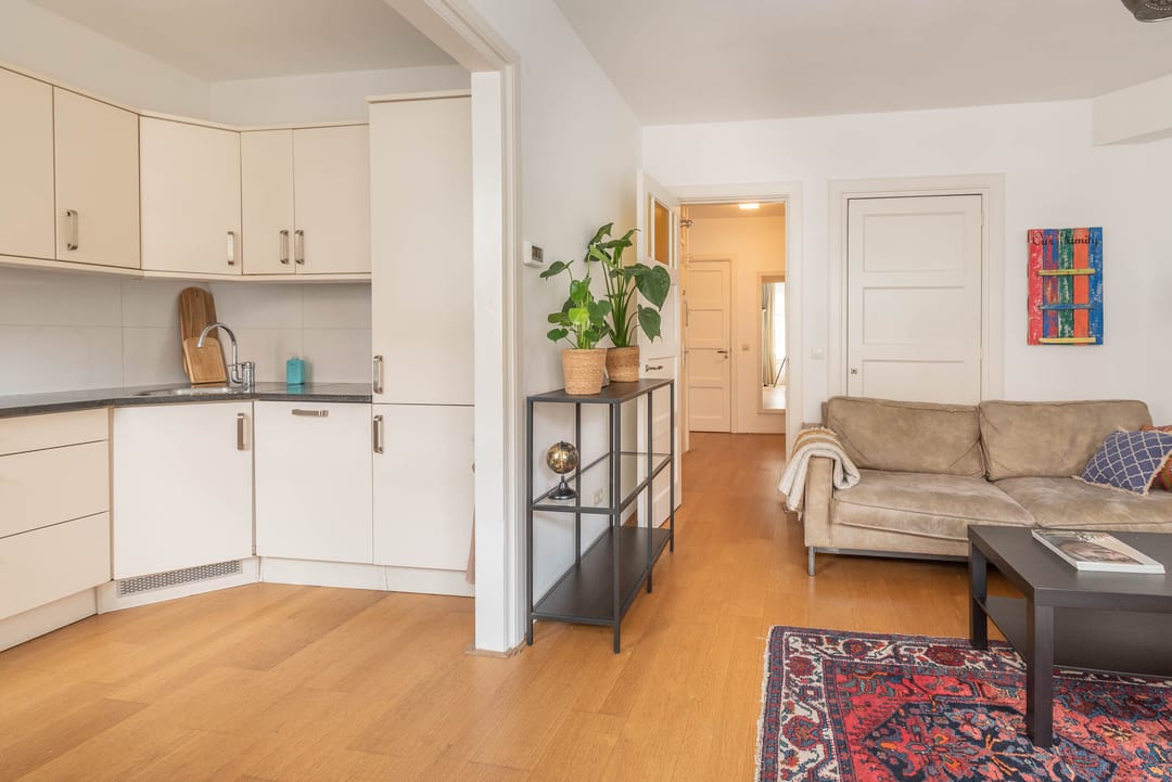 Photo 8 of Woestduinstraat 57-1