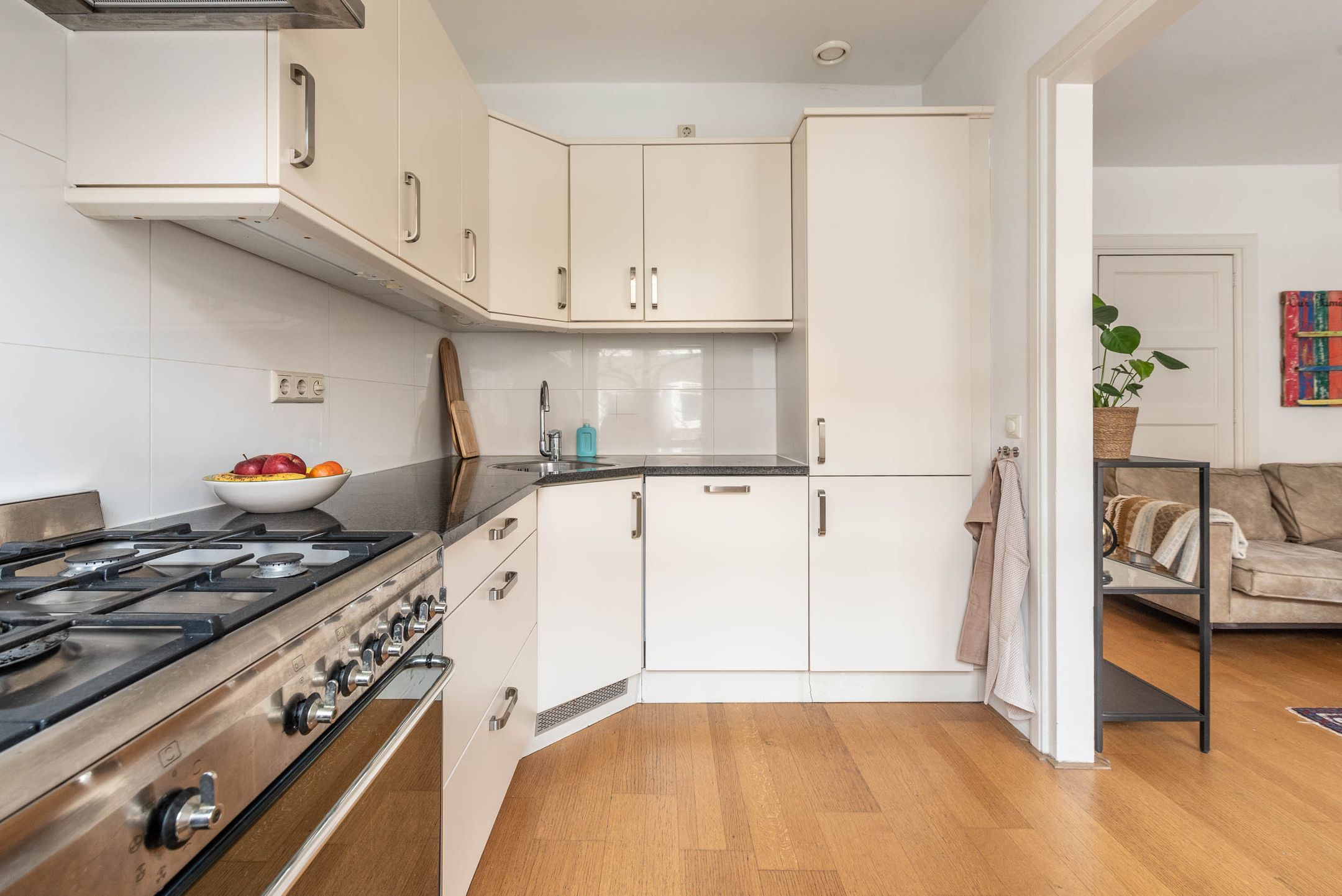 Photo 9 of Woestduinstraat 57-1