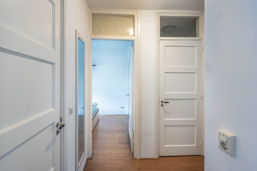 Photo 13 of Woestduinstraat 57-1