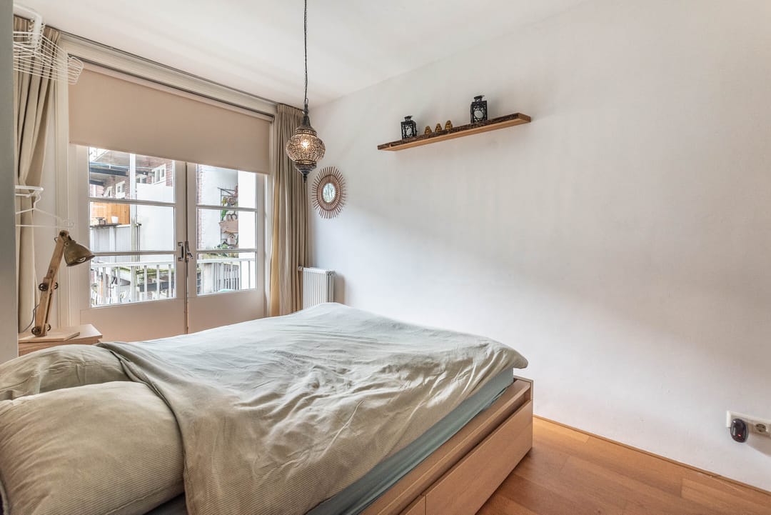 Photo 16 of Woestduinstraat 57-1