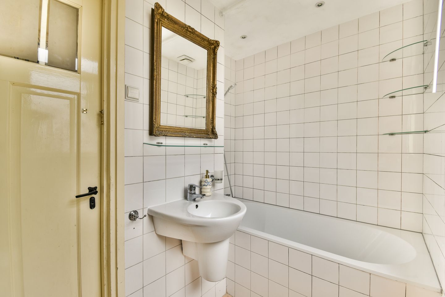 Photo 25 of Wethouder Brouwerstraat 4