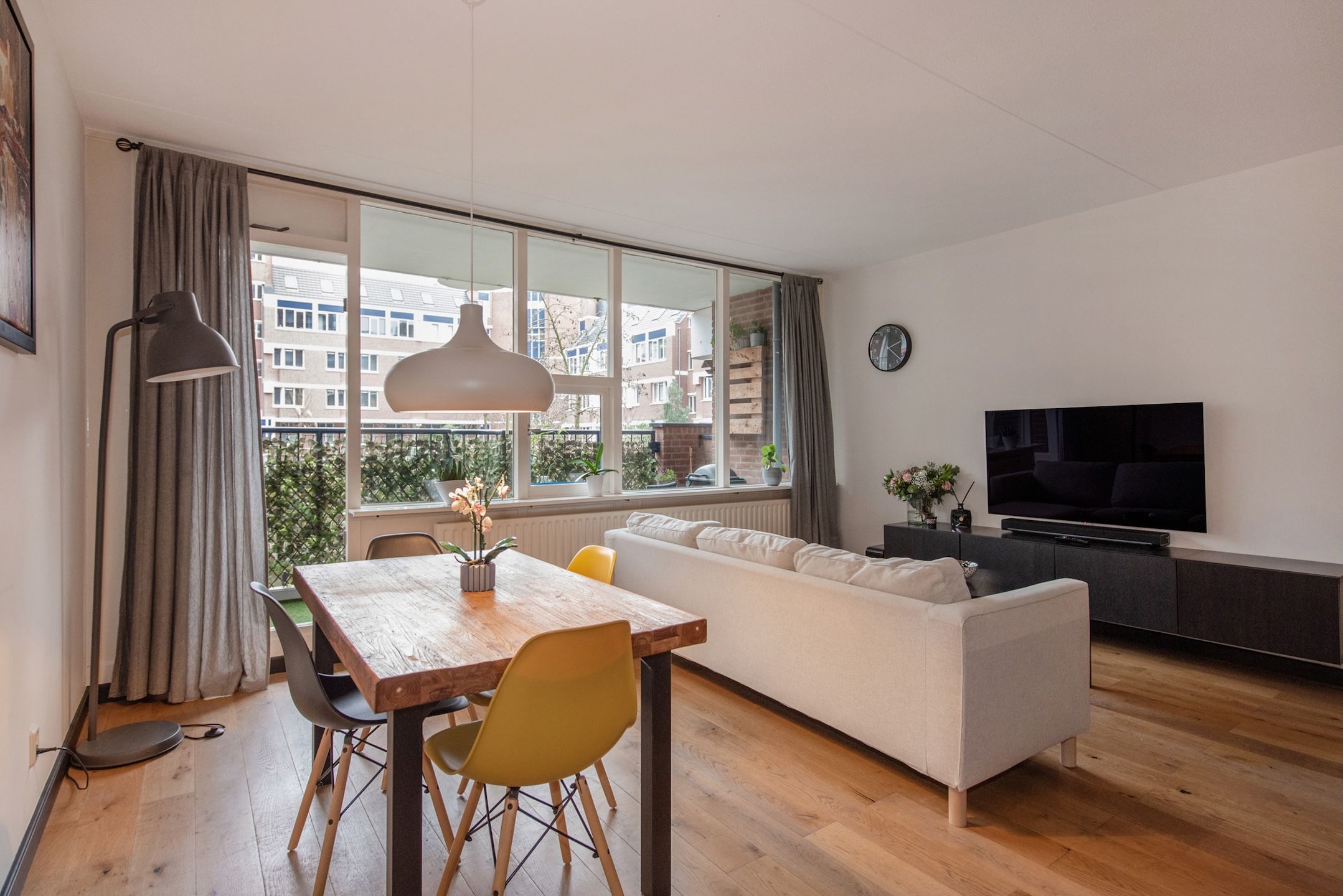 Photo 12 of Sir Winston Churchillln 807-A