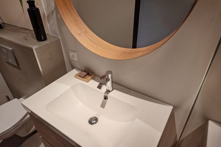 Photo 16 of Sir Winston Churchillln 807-A